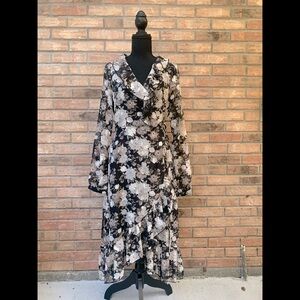 Ontwelfth Black/Gray/Taupe Floral Wraparound Dress (M)